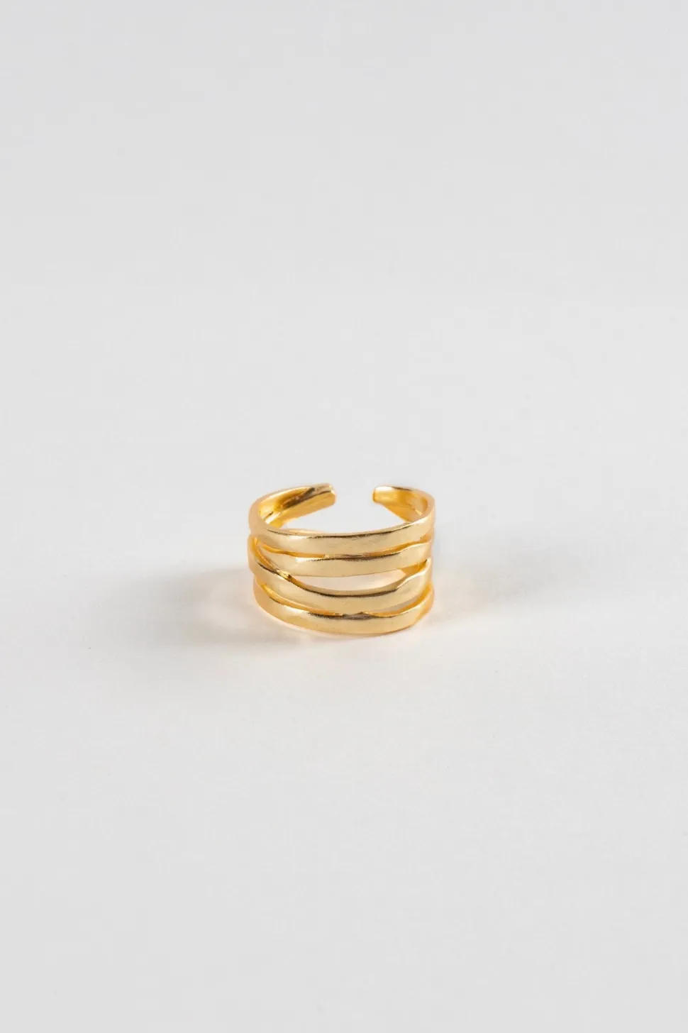 Anillo Dorado Ajustable Con Diseño De Cuatro Argollas