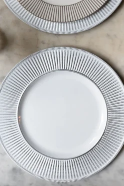 Bajoplato Blanco Y Plateado