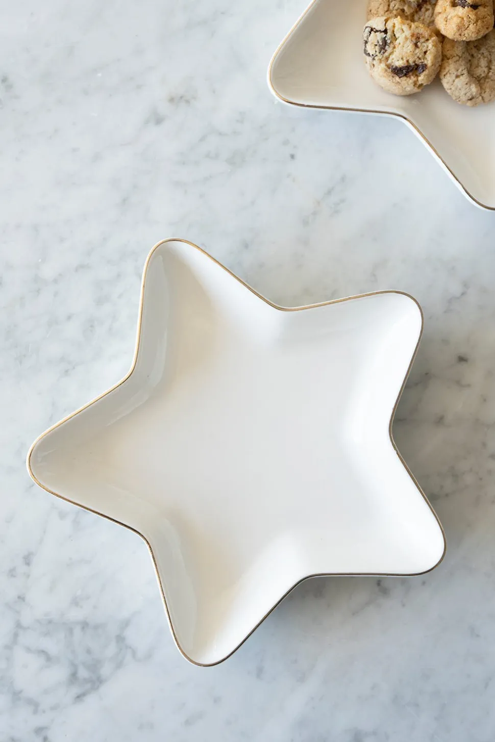Bandeja De Cerámica Con Borde Dorado Diseño Estrella