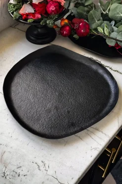 Bandeja Negra De Aluminio Con Diseño Irregular Mediana