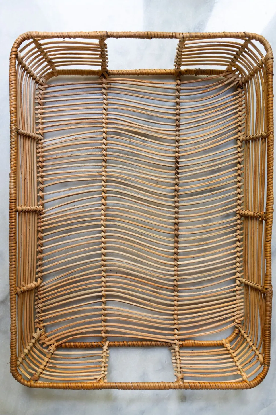 Bandeja Rectangular De Ratán Y Metal