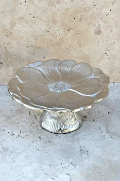 Base Con Diseño De Flor Plateada
