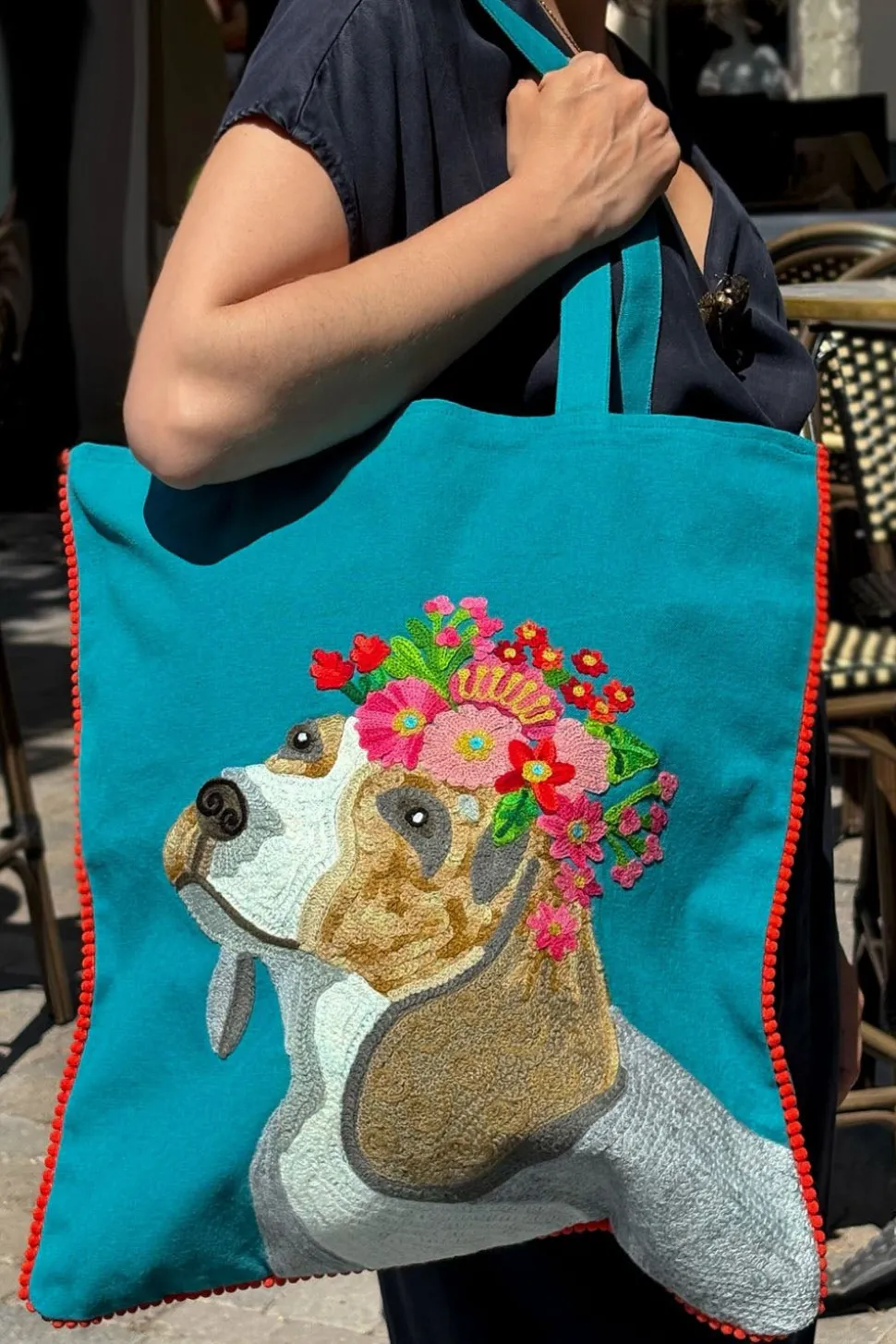 Bolsa Bordada A Mano Con Diseño De Perro Azul
