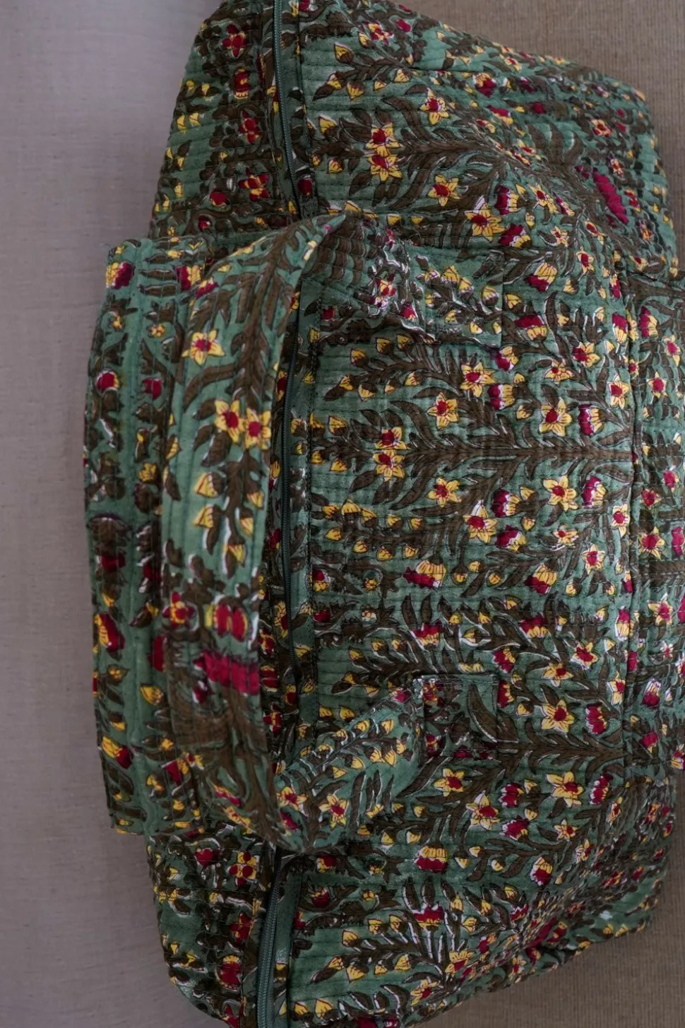 Bolsa De Viaje Flores Verdes