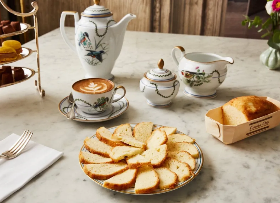 Bolsa Dulce con Tetera Puntos CO & Taza y Plato CO
