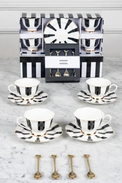 Caja De Regalo Tazas Y Cucharitas De Bronce