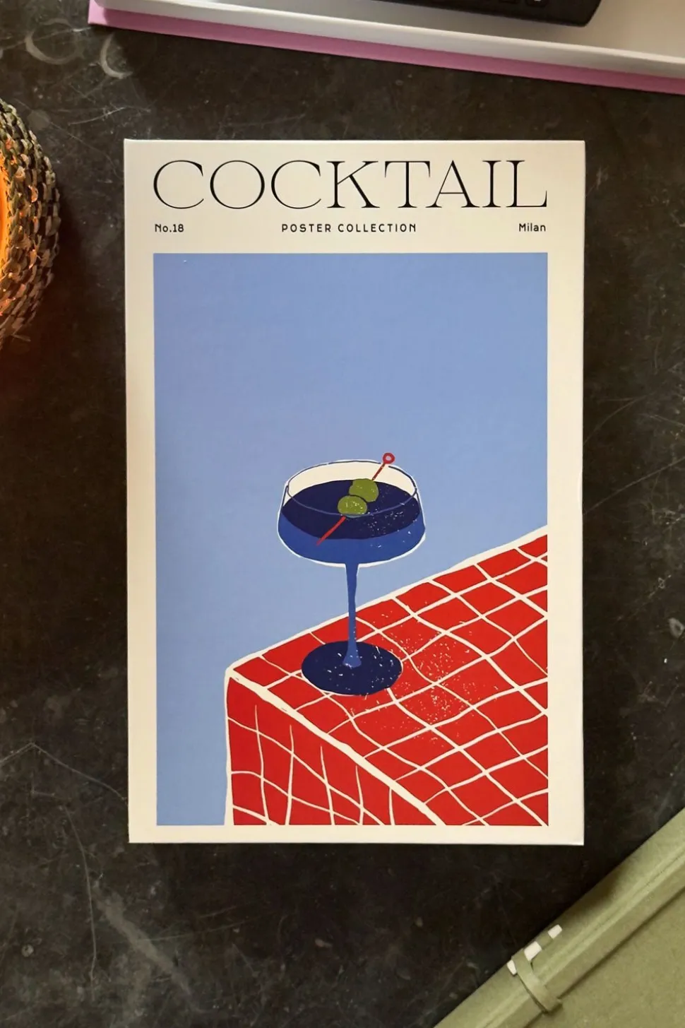 Caja Decorativa Con Diseño De Libro De Bebidas