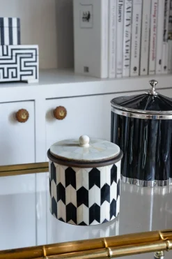 Caja Decorativa De Hueso Y Resina Redonda Con Diseño De Flechas Blancas Y Negras