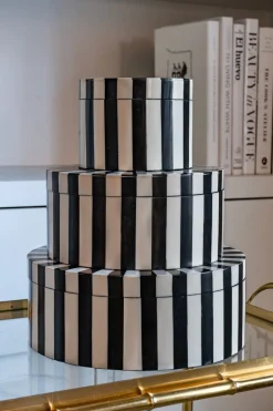 Caja Decorativa De Resina Redonda Con Diseño De Rayas Blancas Y Negras Mediana