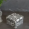 Caja Decorativa Mini De Resina Cuadrada Con Diseño De Puzle Blanca Y Negra