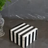 Caja Decorativa Mini De Resina Cuadrada Con Diseño De Rayas Blancas Y Negras