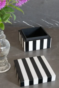 Caja Decorativa Mini De Resina Cuadrada Con Diseño De Rayas Blancas Y Negras