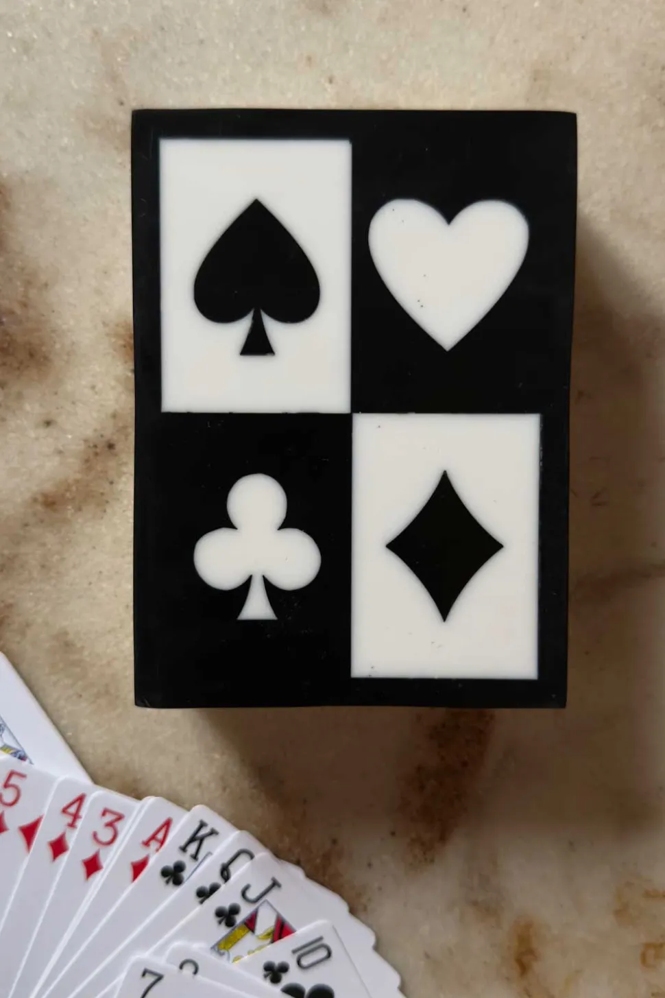 Caja Para Cartas De Resina Blanca Y Negra