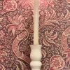 Candelabro De Porcelana Atenea Con Filo Dorado