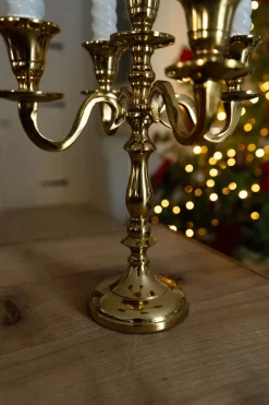 Candelabro Dorado De Latón Con Cinco Soportes Para Velas