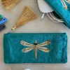 Cartera De Terciopelo Azul Con Libélula Bordada