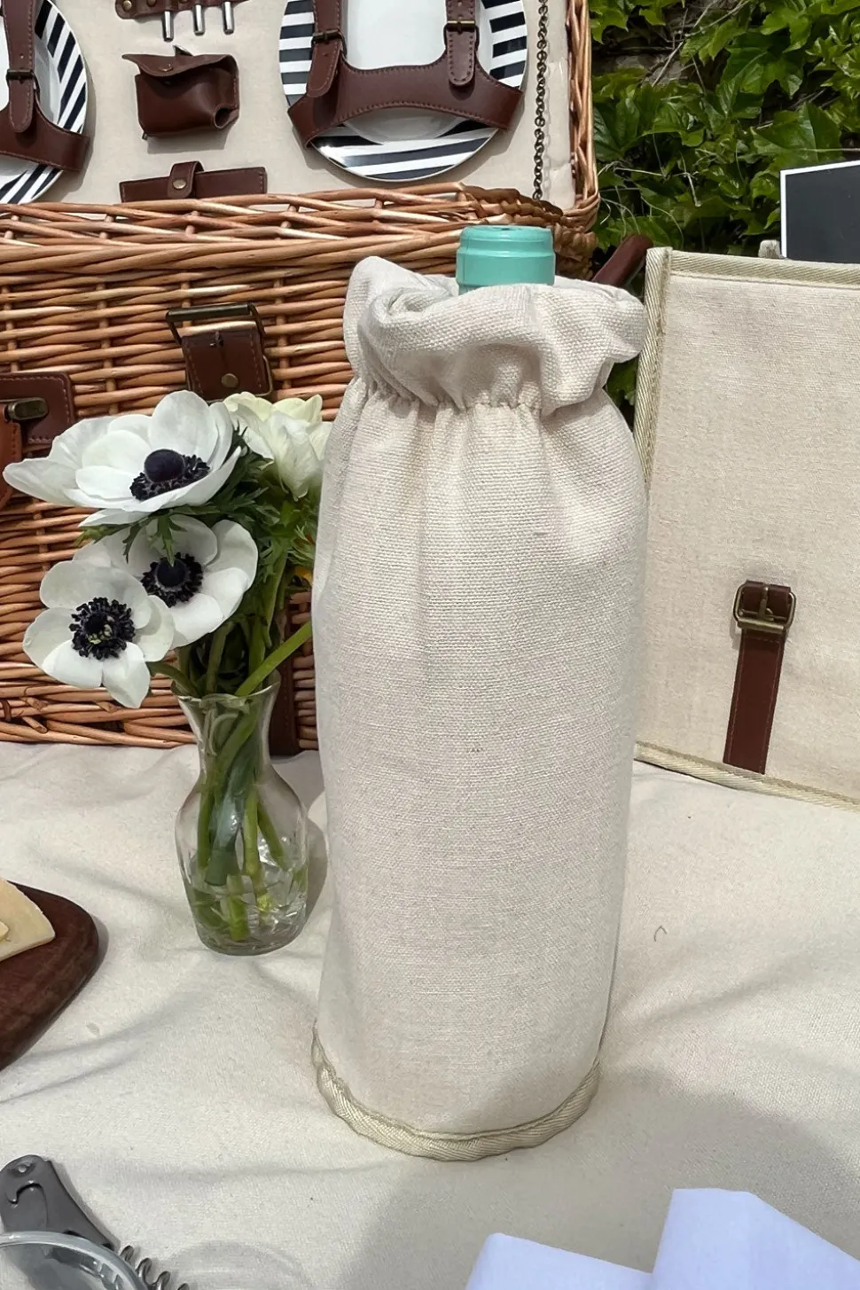 Cesta De Picnic "La Joya De La Corona" Para Cuatro Personas