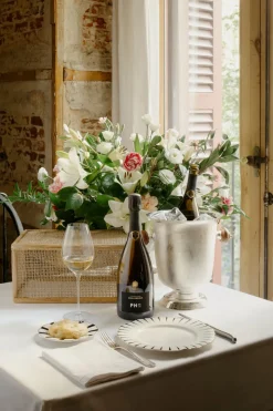 Champanera de Plata y Champagne Bollinger