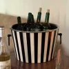 Champanera De Resina Con Diseño De Rayas Blancas Y Negras