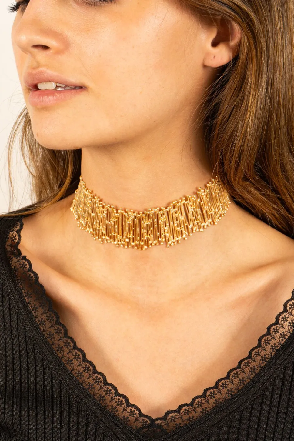 Choker Dorado Con Diseño Irregular