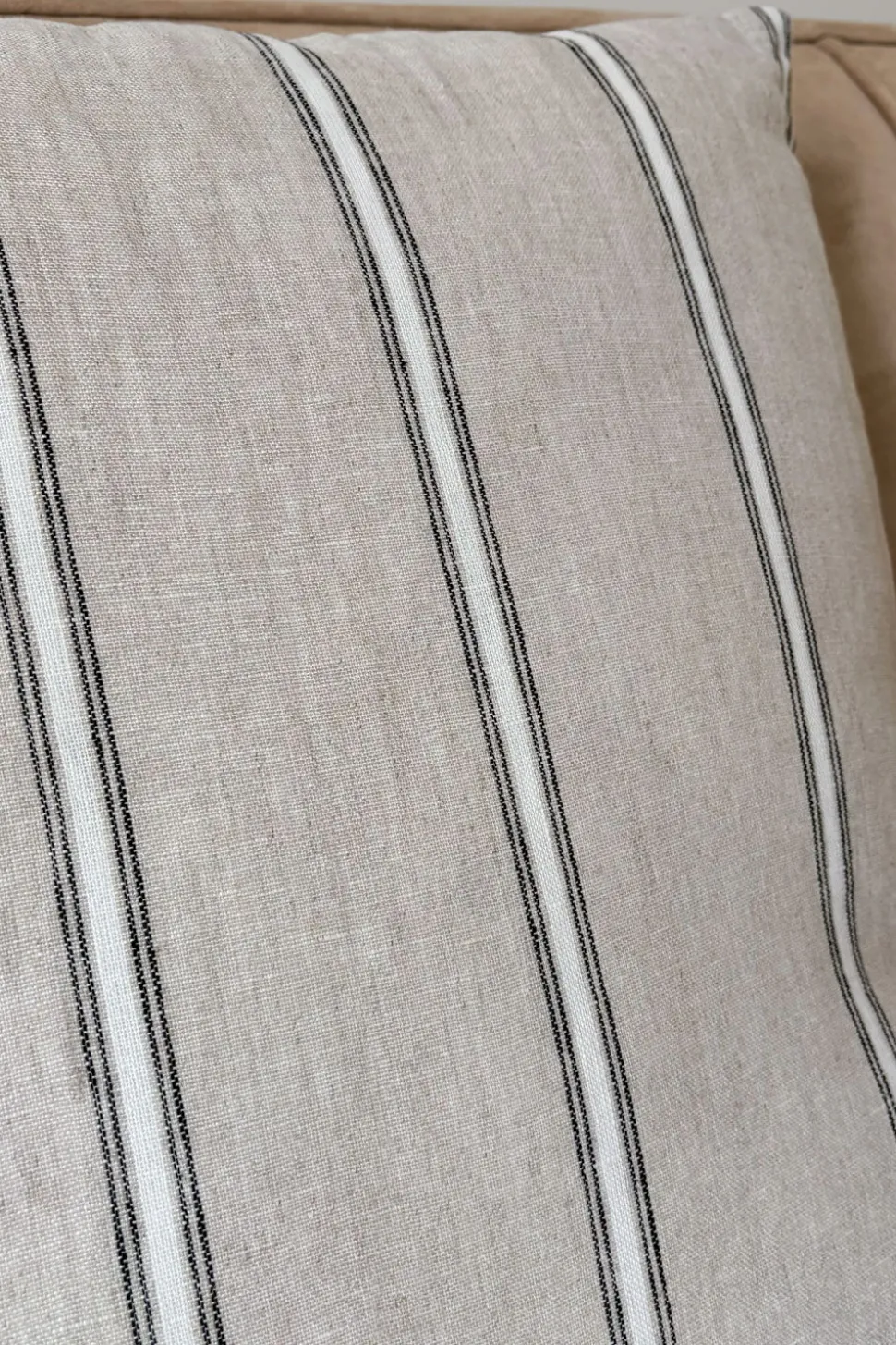Cojín Cuadrado De Lino Con Diseño De Rayas Gris Natural