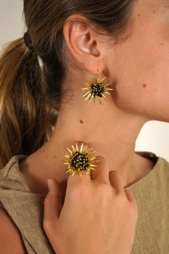 Combinación Anillo & Pendientes Dorados Diseño Girasoles Negros