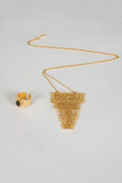 Combinación Anillo Labradorita & Collar Cascada Dorados