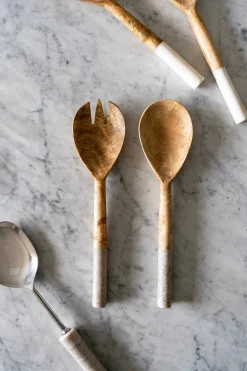 Cubiertos De Servir De Madera Con Mangos De Mármol En Color Gris