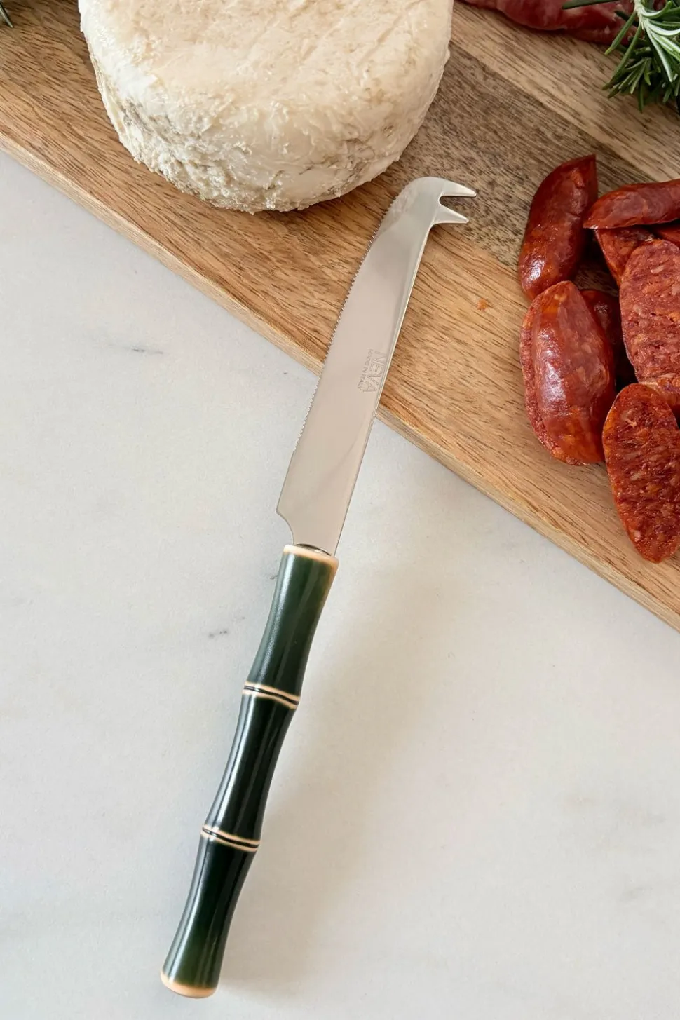 Cuchillo Especial Quesos Diseño Bambú Verde