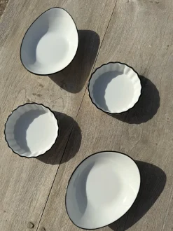Cuenco De Porcelana Blanco Con Filo Negro