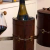 Enfriador De Botellas De Cuero Con Detalle De Hierro De Caballo