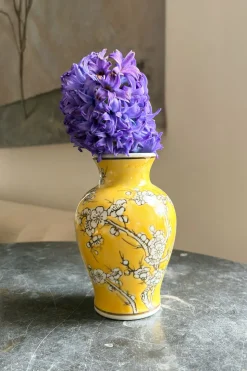 Florero De Porcelana Amarillo Diseño Ume