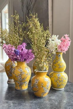 Florero De Porcelana Amarillo Diseño Ume