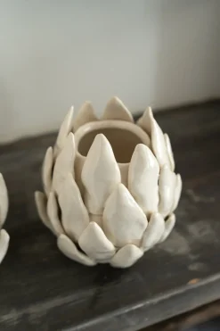 Jarrón Con Diseño De Alcachofa Blanco Pequeño