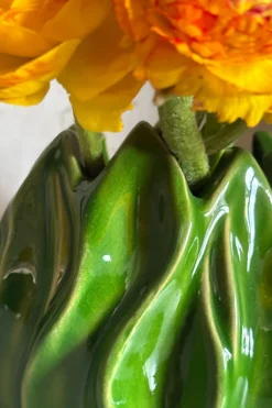 Jarrón Con Diseño De Hojas Verdes