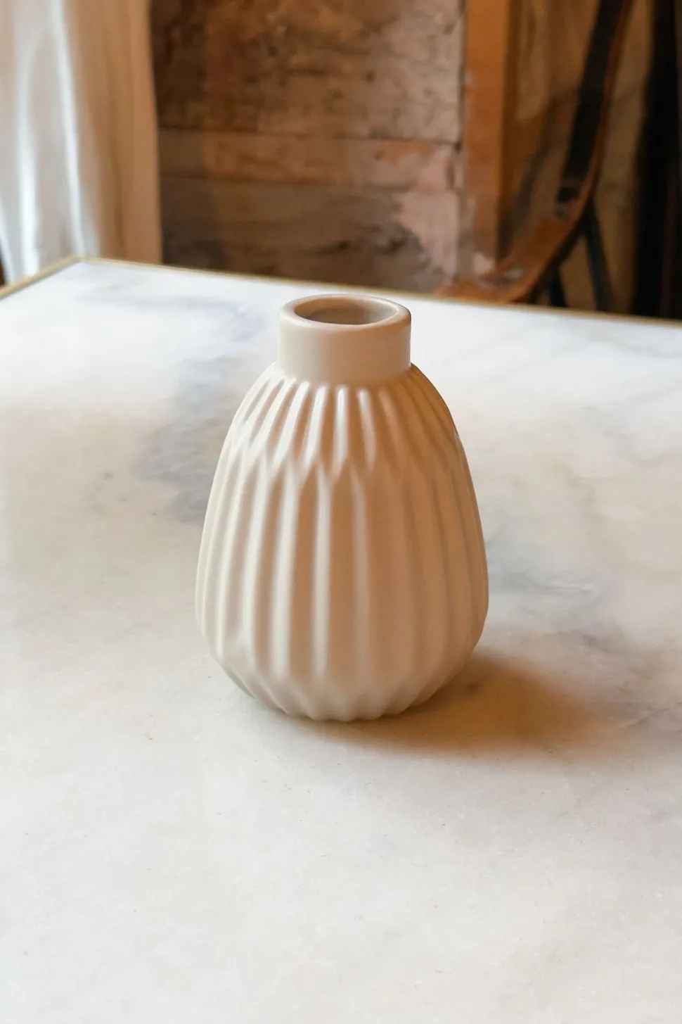 Jarrón De Porcelana Beige