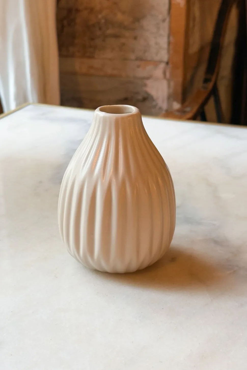 Jarrón De Porcelana Beige