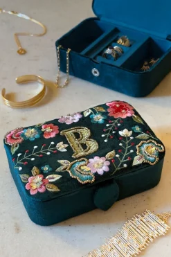 Joyeros De Terciopelo Con Iniciales Y Flores Bordadas