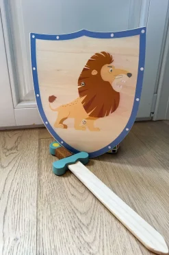Juego Escudo Y Espada De Madera