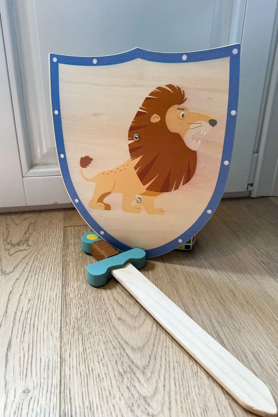 Juego Escudo Y Espada De Madera