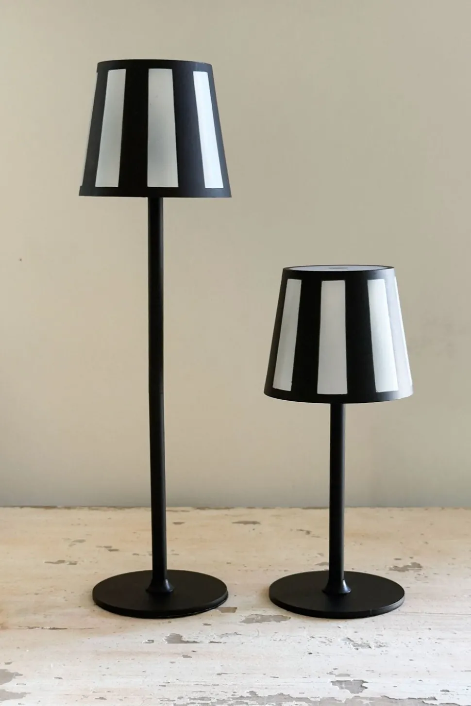 Lámpara Led Táctil Blanca Y Negra