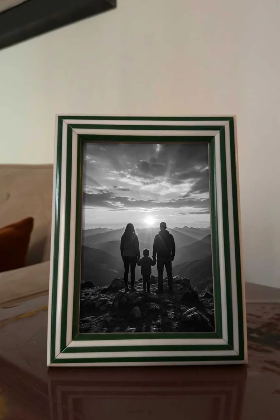 Marco De Fotos De Resina Con Diseño De Rayas Blancas Y Verdes