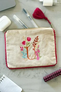 Neceser Con Inicial U Y Flores Bordadas
