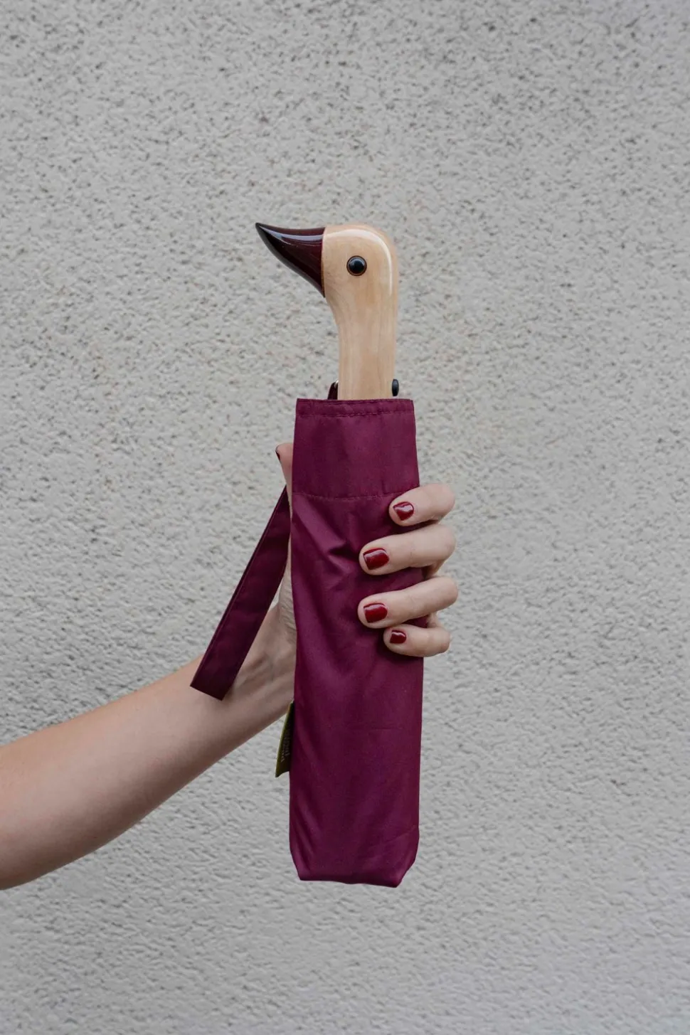 Paraguas Con Diseño Frambuesa Y Mango Con Cabeza De Pato