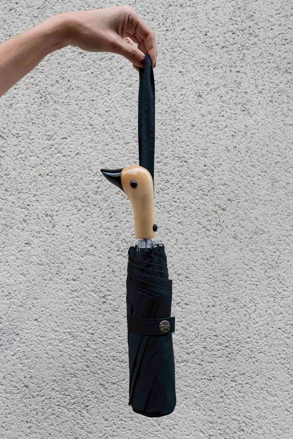 Paraguas Con Diseño Negro Y Mango Con Cabeza De Pato