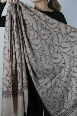 Pashmina Entera Bordada A Mano