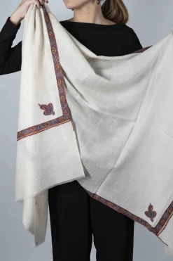 Pashmina Lisa Con Bordado