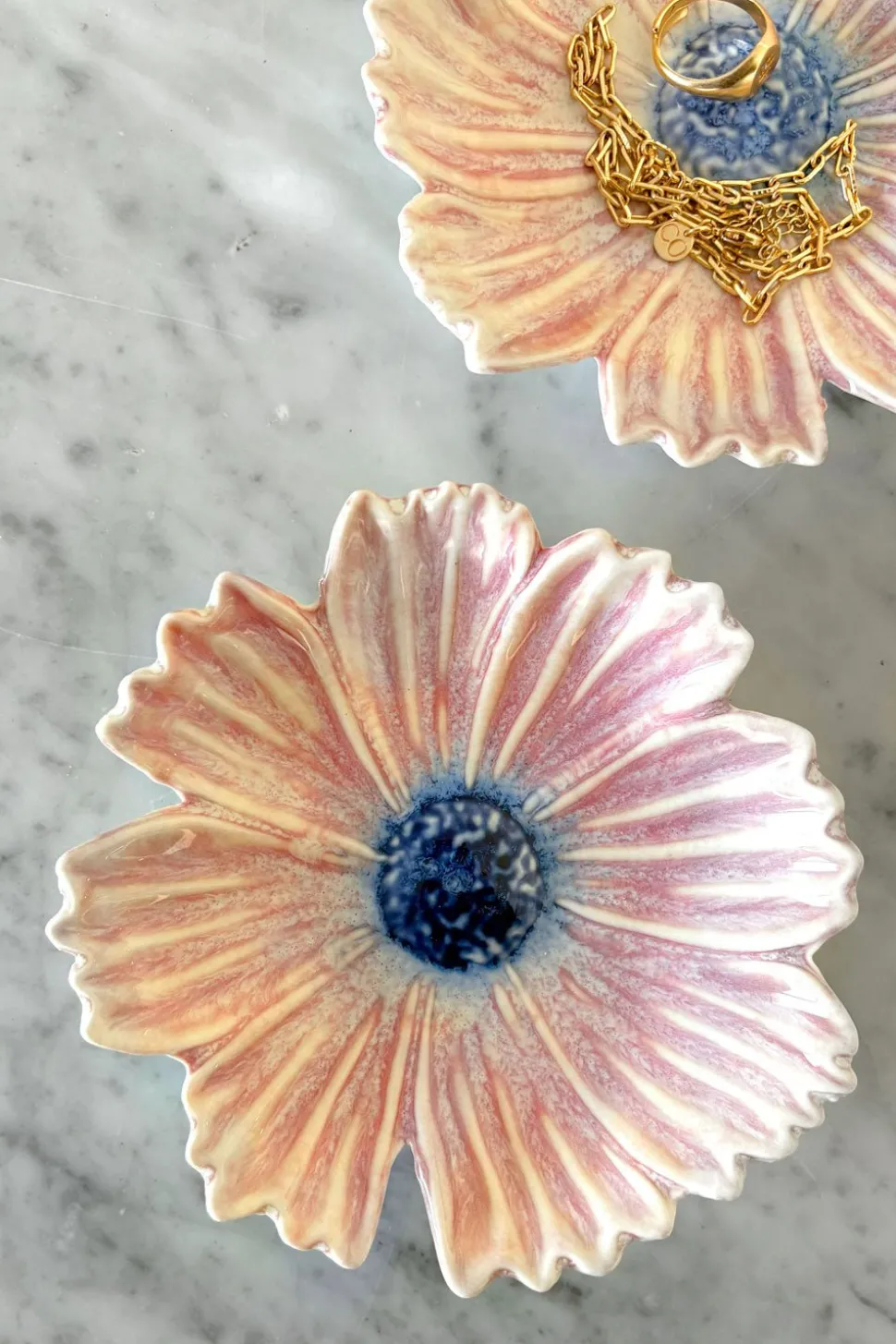 Plato Con Diseño De Flor Rosa Pequeño