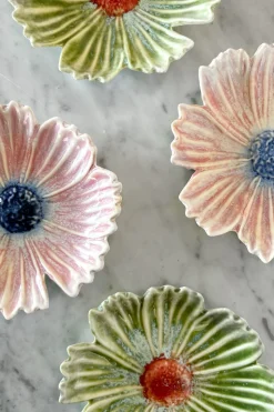 Plato Con Diseño De Flor Verde Pequeño