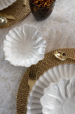 Plato De Pan Con Diseño De Flor Blanca CO